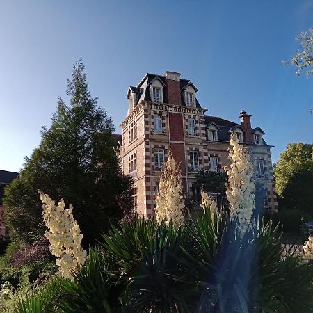 Residence Services Chateau Saint Pierre Oursin Vimont Εξωτερικό φωτογραφία